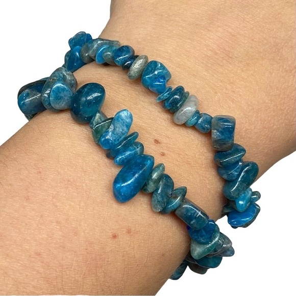 Apatite Gemstone Chips Beaded Stretch Bracelet Stone Boho Beads Blue Crystal - Picture 4 of 4